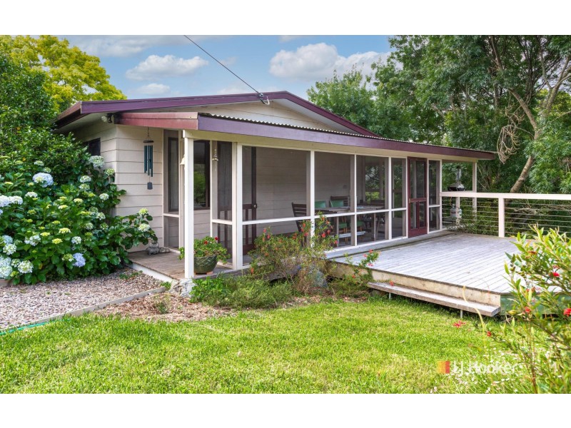 283 Glen Oaks Road, Greendale NSW 2550