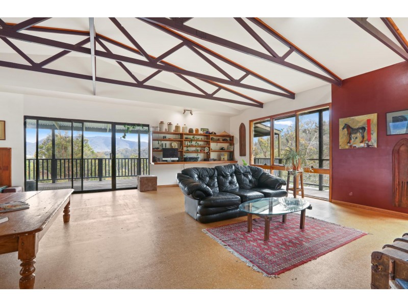 160 Orchard Road, Rocky Hall NSW 2550