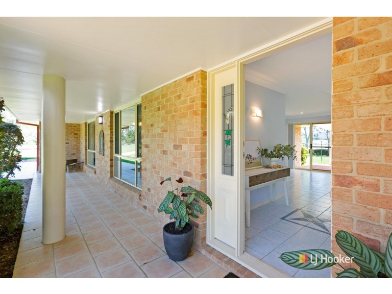 8 Cabarita Lane, Bega NSW 2550