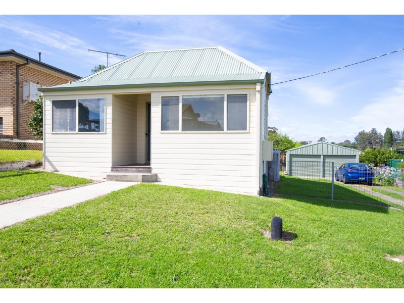 2 Walker Street, Bega NSW 2550