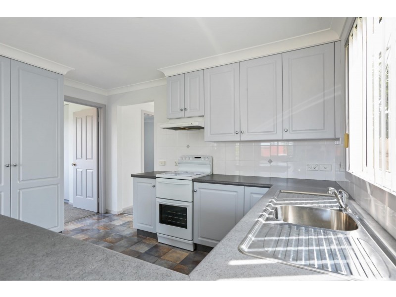 2 Walker Street, Bega NSW 2550