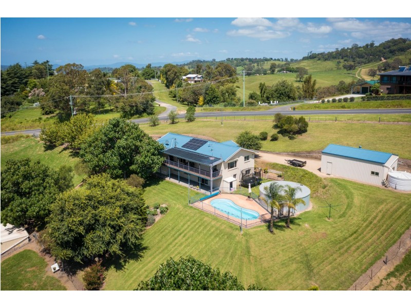 42 Mount Pleasant Road, Bega NSW 2550