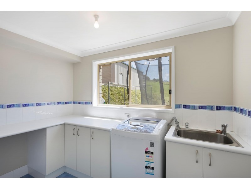 42 Mount Pleasant Road, Bega NSW 2550