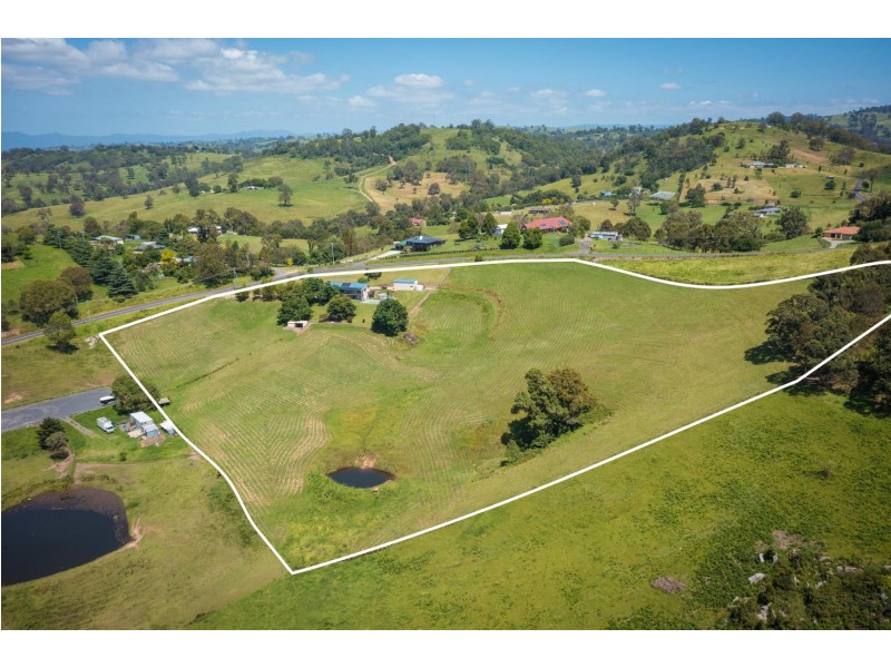42 Mount Pleasant Road, Bega NSW 2550