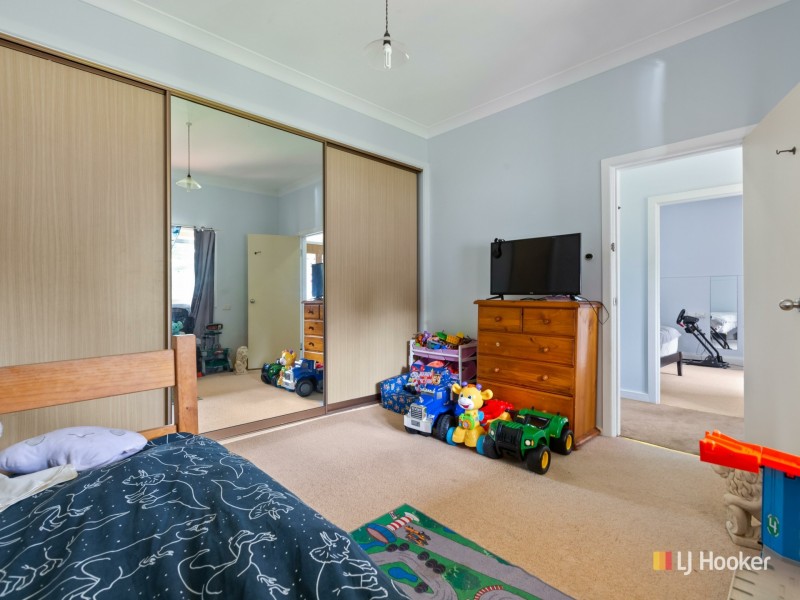 4 Gordon Street, Bega NSW 2550