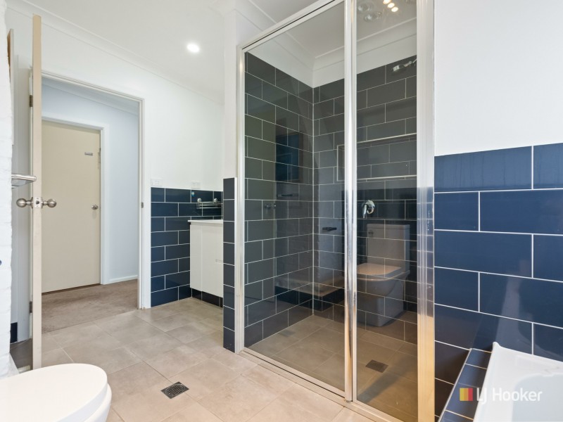 4 Gordon Street, Bega NSW 2550