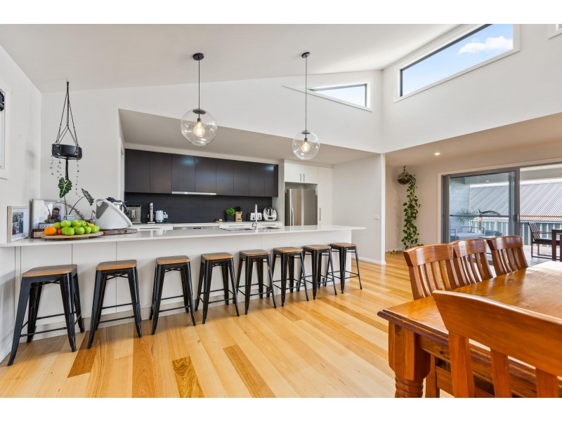 9 Millbank Way, Bega NSW 2550