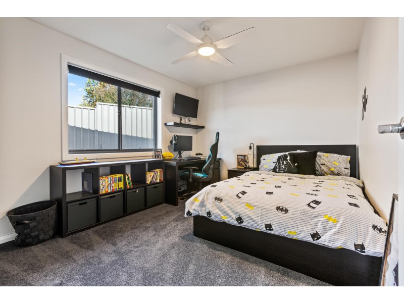 9 Millbank Way, Bega NSW 2550