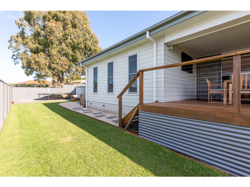 9 Millbank Way, Bega NSW 2550