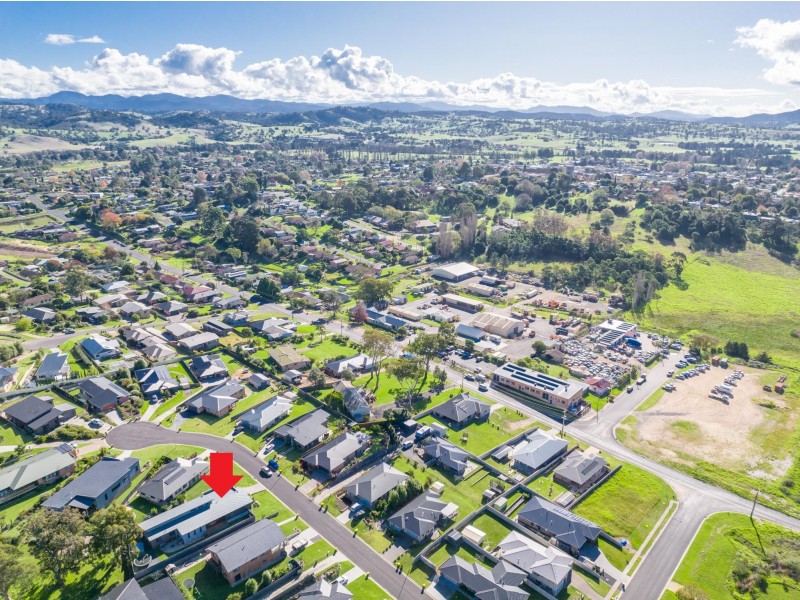 9 Millbank Way, Bega NSW 2550