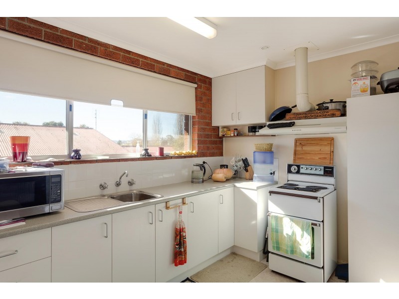 38 Meringo Street, Bega NSW 2550