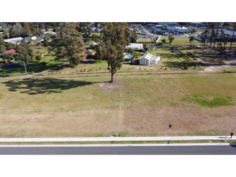 35 Lomandra Avenue, Kalaru NSW 2550