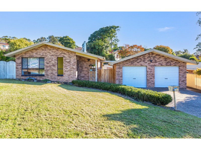 15 Laws Drive, Bega NSW 2550