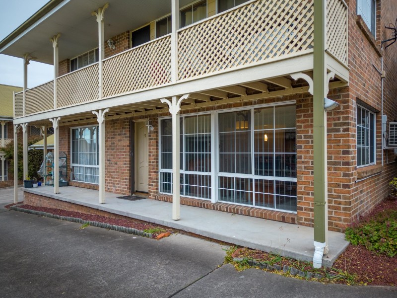 2/28 Carp Street, Bega NSW 2550