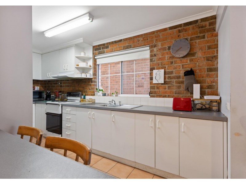 2/28 Carp Street, Bega NSW 2550