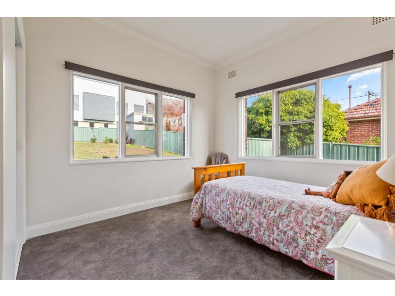 32 Hill Street, Bega NSW 2550