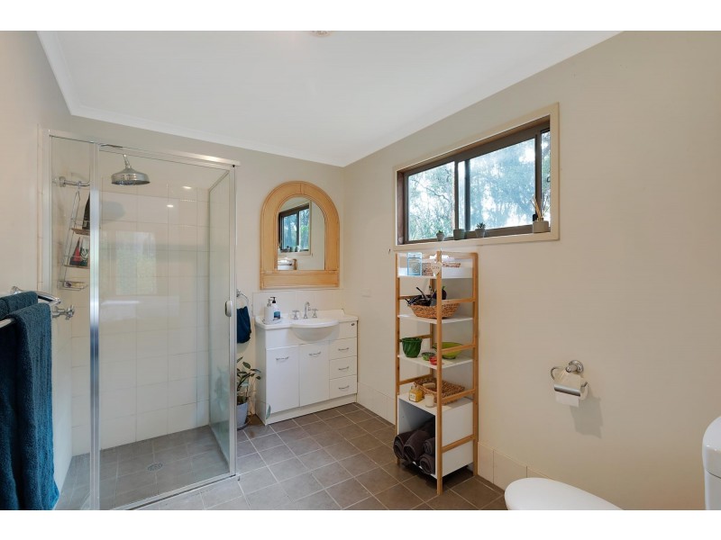8 Evans Close, Kalaru NSW 2550