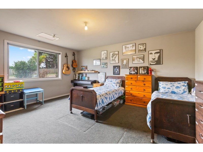 6 Blackfellows Lake Road, Kalaru NSW 2550