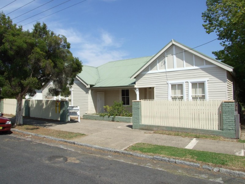1/37 Auckland Street, Bega NSW 2550