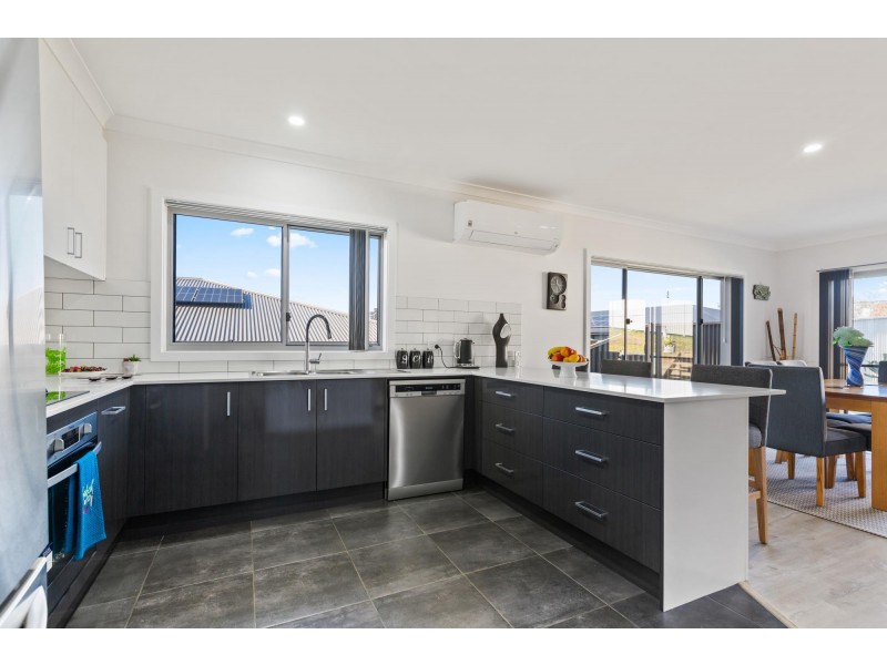 12 Rawlinson Street, Bega NSW 2550