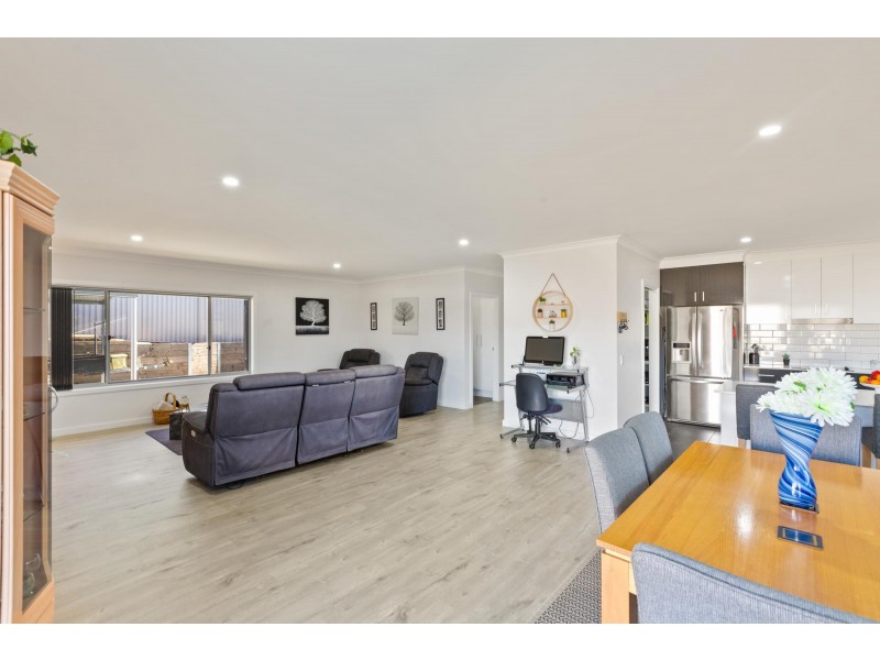 12 Rawlinson Street, Bega NSW 2550