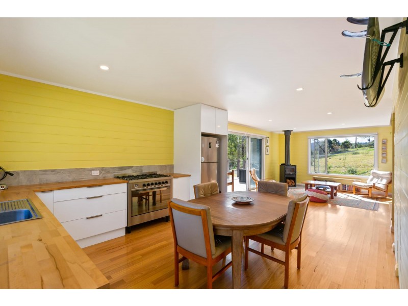23 Gillespie Street, Cobargo NSW 2550
