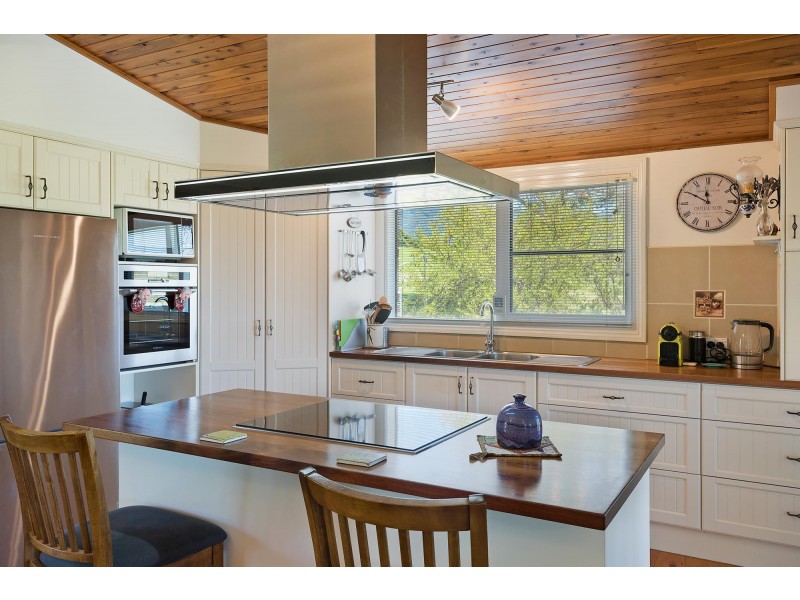 49 Buckleys Ridge Road, Bemboka NSW 2550