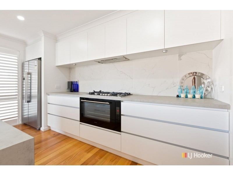 40 Lynjohn Drive, Bega NSW 2550