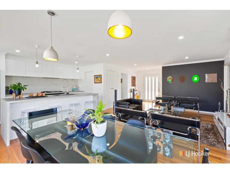 40 Lynjohn Drive, Bega NSW 2550
