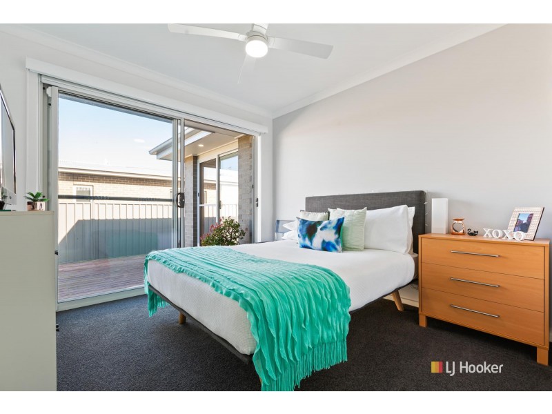 40 Lynjohn Drive, Bega NSW 2550
