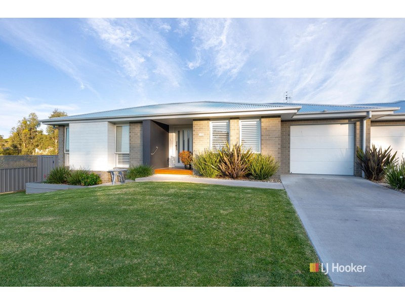 40 Lynjohn Drive, Bega NSW 2550