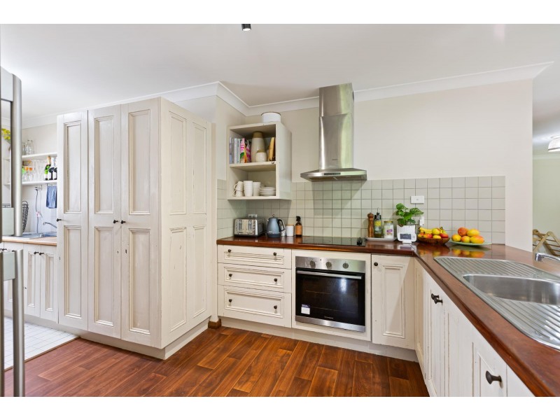4 Bank Street, Cobargo NSW 2550