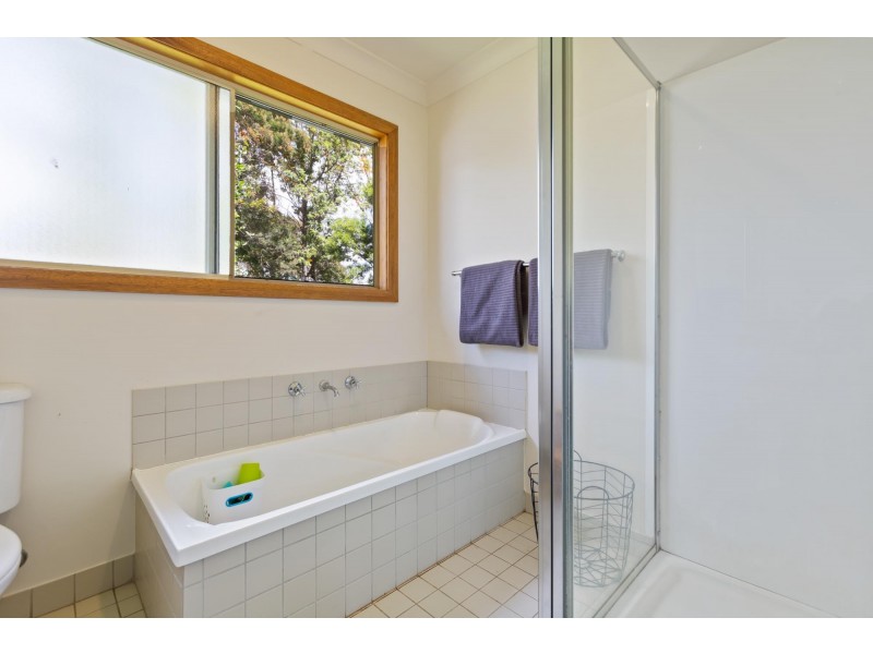 4 Bank Street, Cobargo NSW 2550