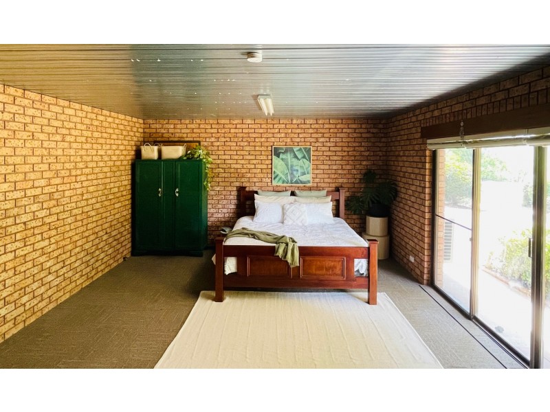 125 Ravenswood Street, Bega NSW 2550