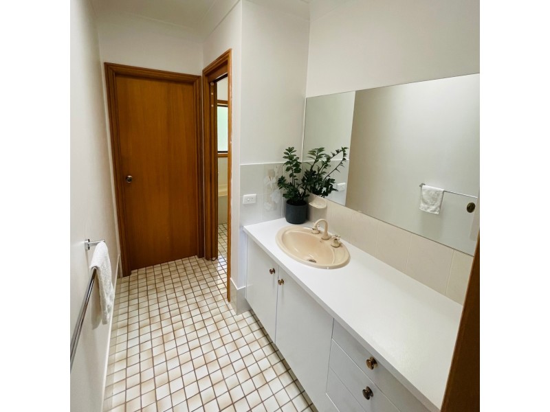 125 Ravenswood Street, Bega NSW 2550