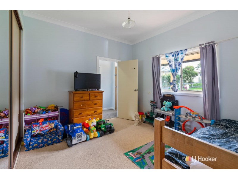 4 Gordon Street, Bega NSW 2550