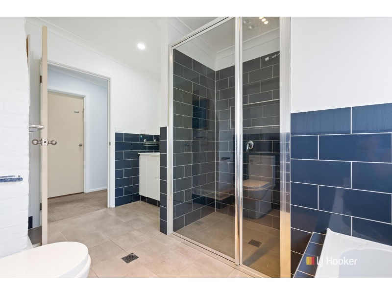 4 Gordon Street, Bega NSW 2550