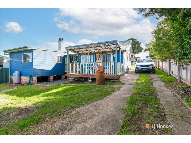 4 Gordon Street, Bega NSW 2550