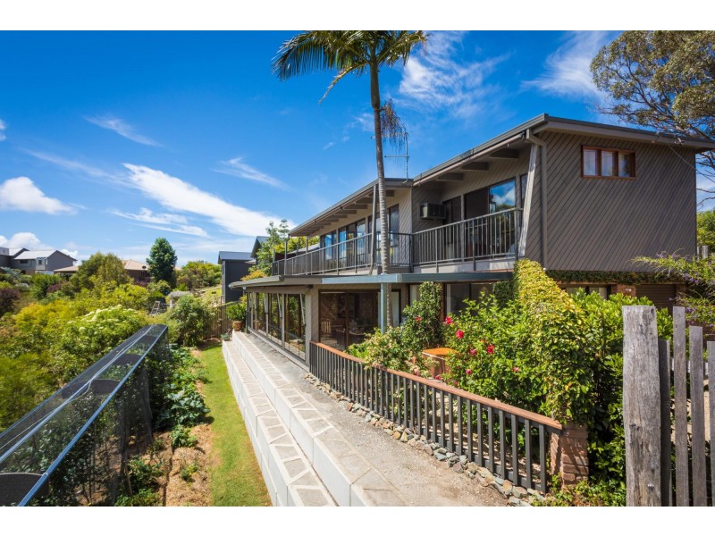 2 Riverview Crescent, Tathra NSW 2550