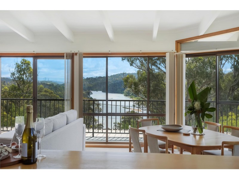 2 Riverview Crescent, Tathra NSW 2550