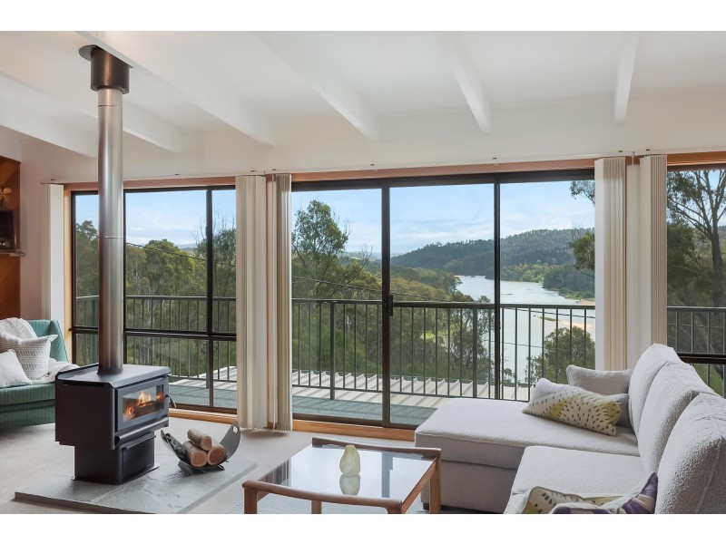 2 Riverview Crescent, Tathra NSW 2550