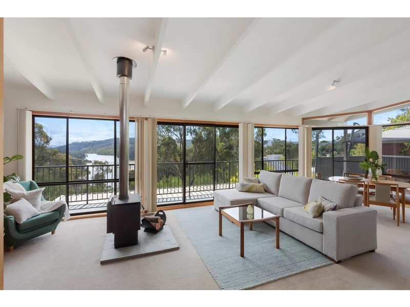 2 Riverview Crescent, Tathra NSW 2550