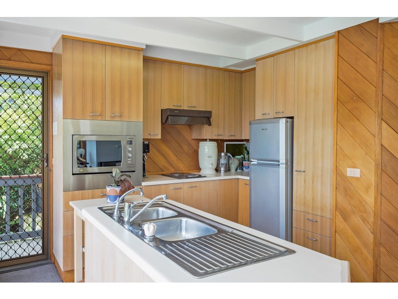 2 Riverview Crescent, Tathra NSW 2550