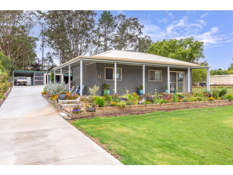138 Max Slater Drive, Bega NSW 2550