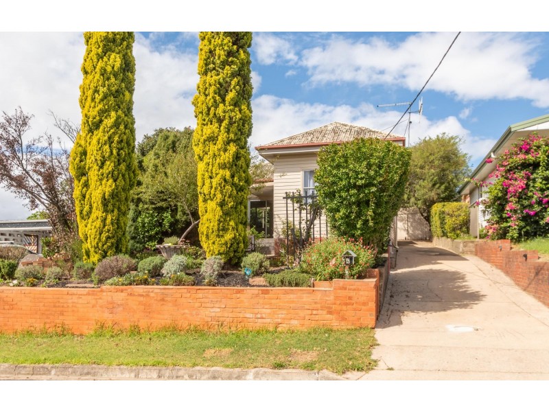 4 Little Church Street, Bega NSW 2550