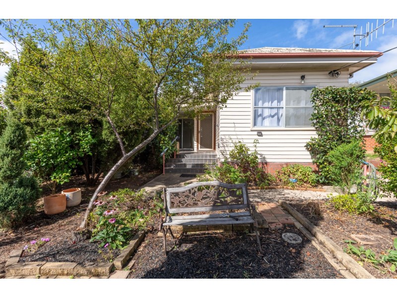 4 Little Church Street, Bega NSW 2550