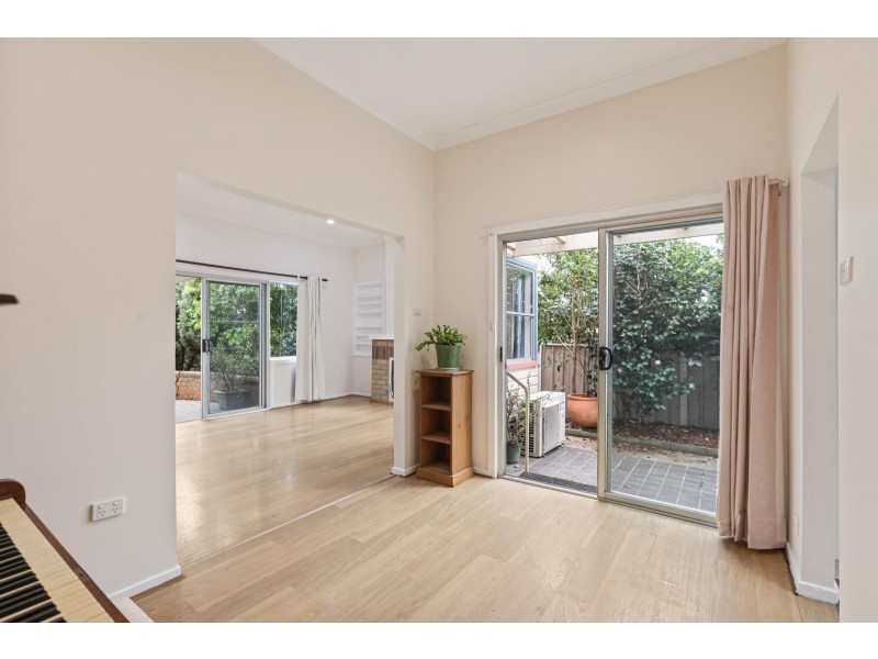 4 Little Church Street, Bega NSW 2550
