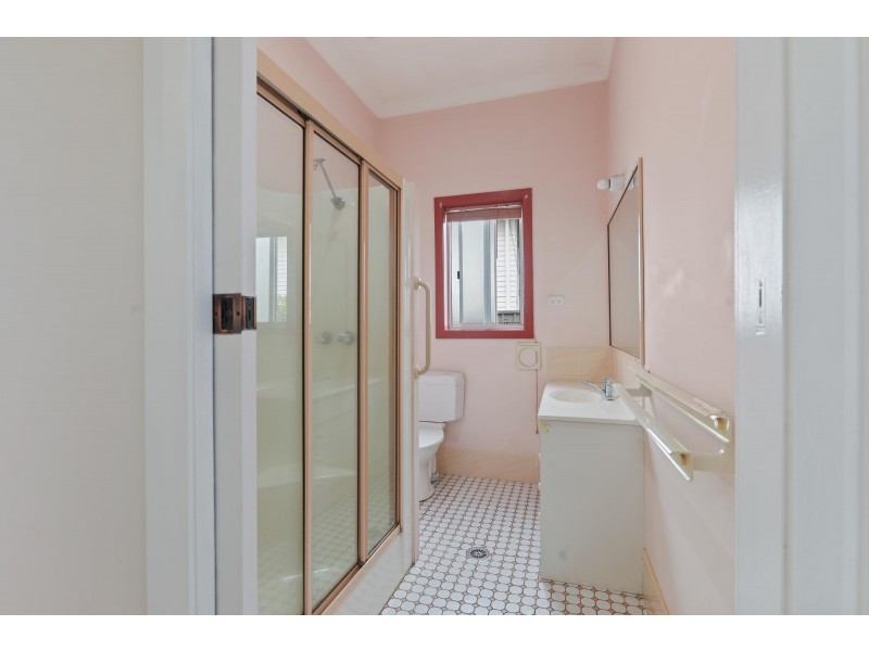 4 Little Church Street, Bega NSW 2550