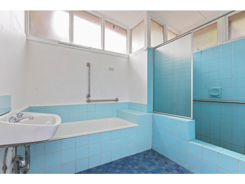4 Little Church Street, Bega NSW 2550