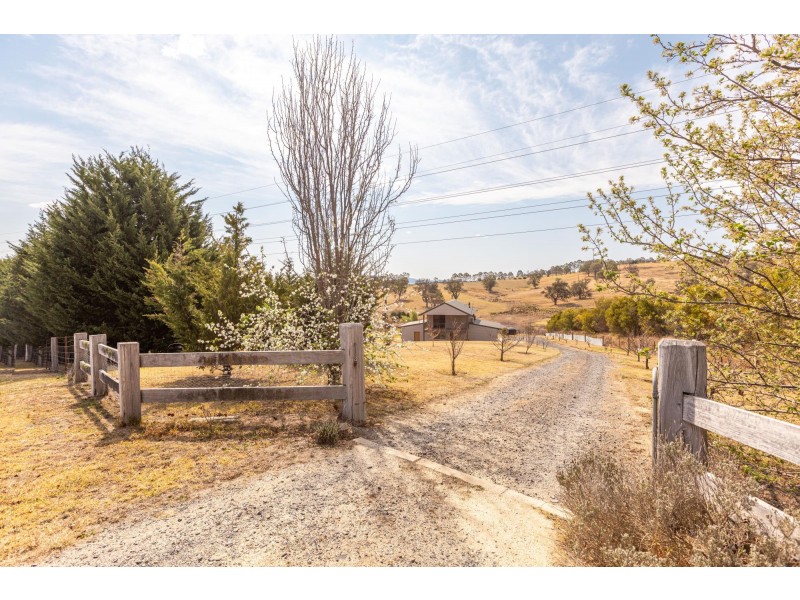 120 Max Slater Drive, Bega NSW 2550